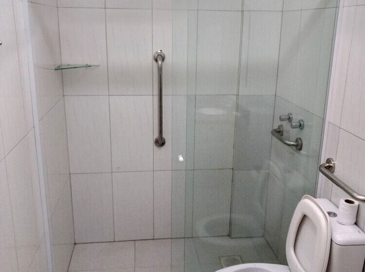 Отель Centenário