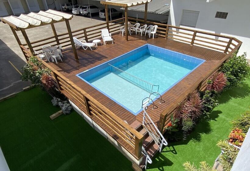 Отель Centenário