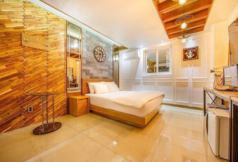 هتل Daegu Dongseongno Savoy