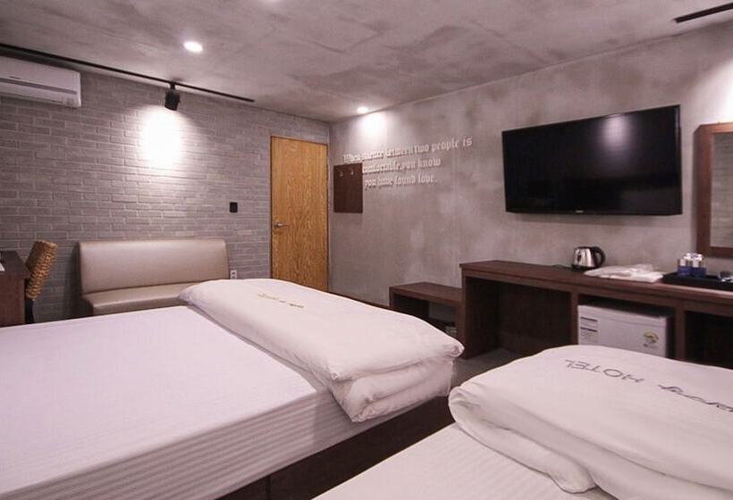 هتل Daegu Dongseongno Savoy