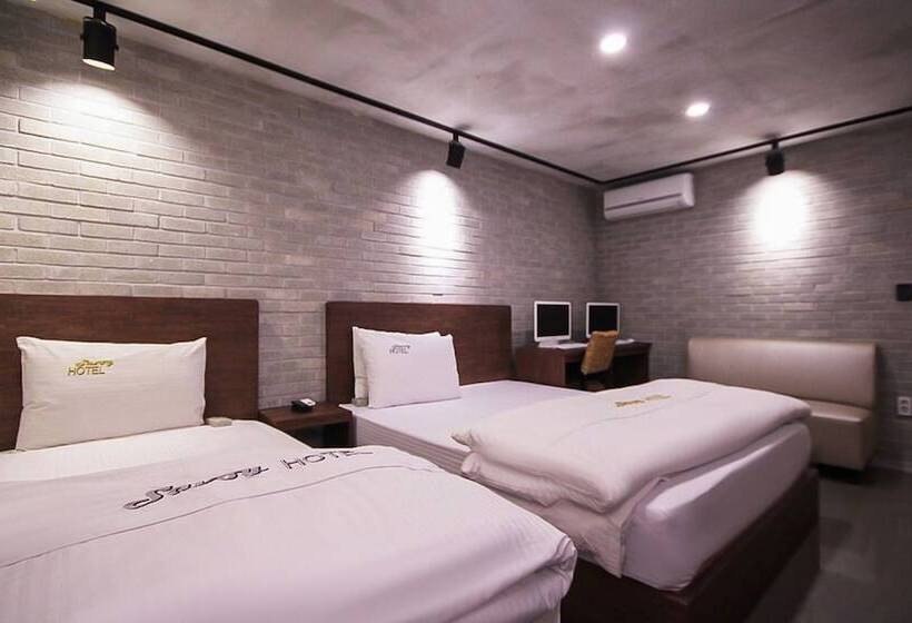 هتل Daegu Dongseongno Savoy