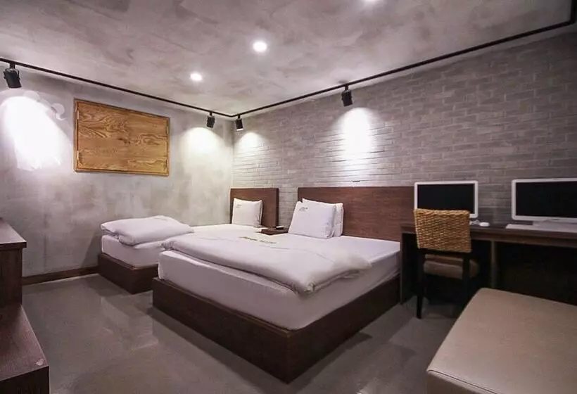 هتل Daegu Dongseongno Savoy