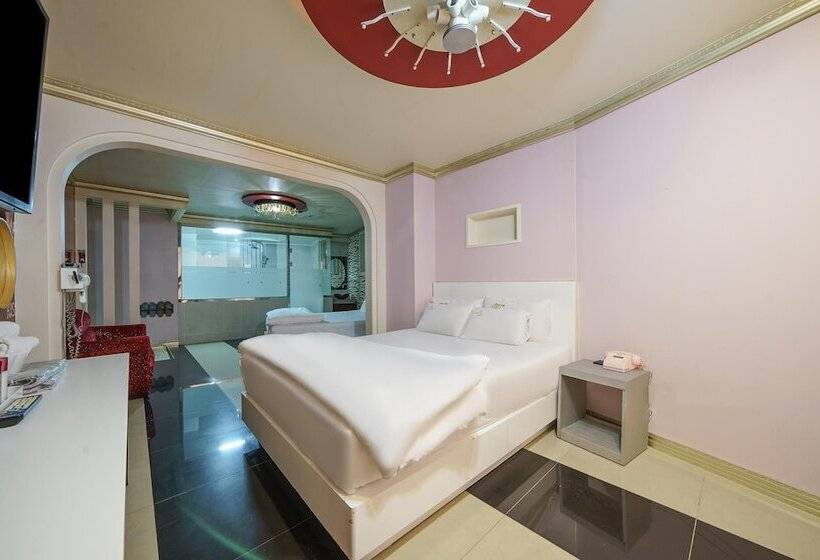 هتل Daegu Dongseongno Savoy