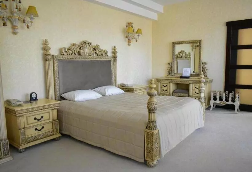 Hotel Feride