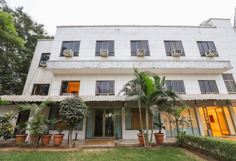 ホテル Shree Plaza