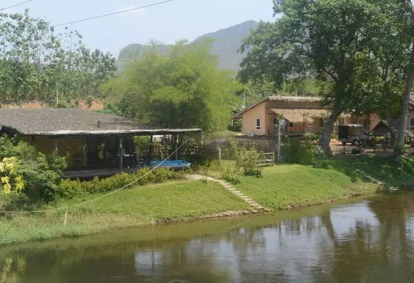 Narinfah Resort