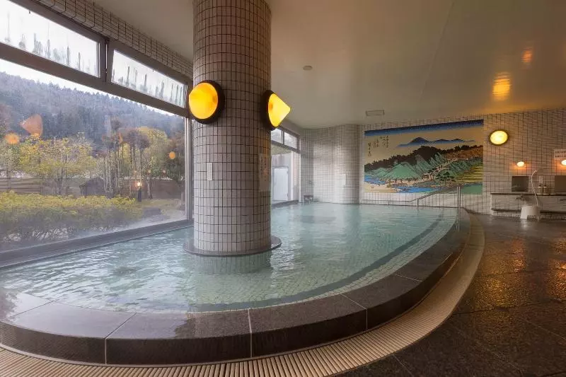 旅館 Hanasarasa
