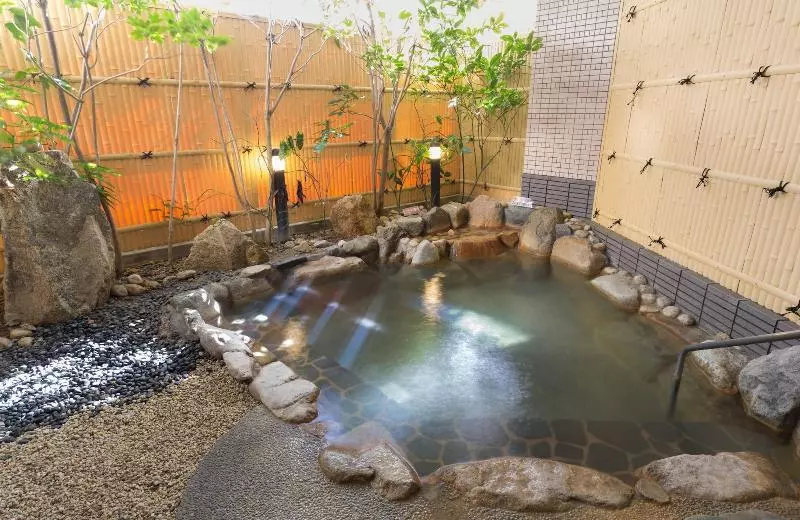 旅館 Hanasarasa