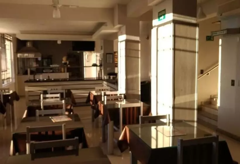 Santa Clara Hotel E Restaurante