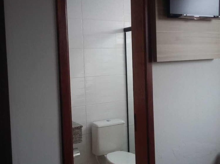 Santa Clara Hotel E Restaurante