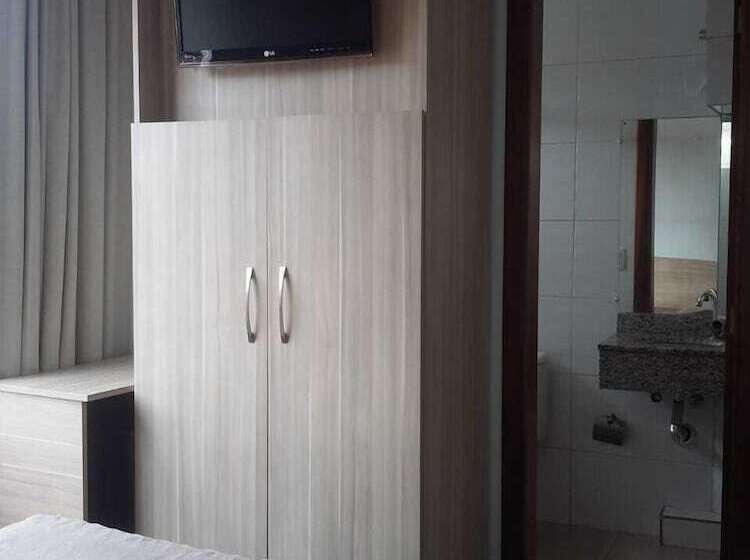 Santa Clara Hotel E Restaurante