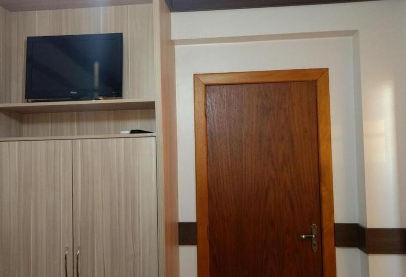 Santa Clara Hotel E Restaurante