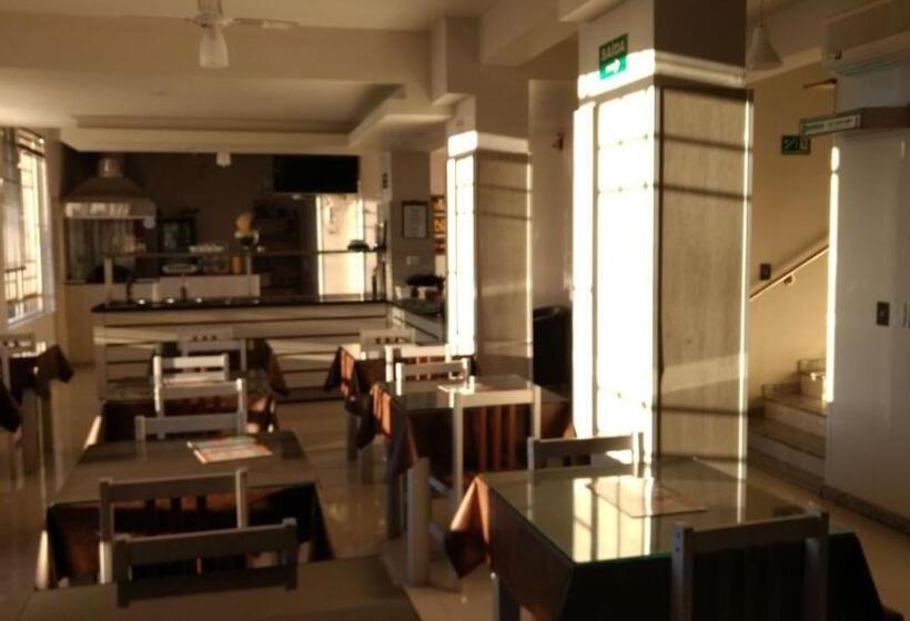 Santa Clara Hotel E Restaurante