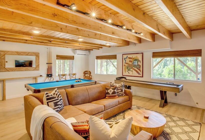 Designer A Frame In Lake Arrowhead W/ Game Room