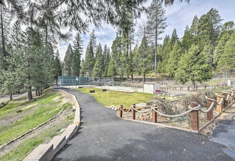 Beach Access, Furnished Deck & Grill: Arnold Cabin