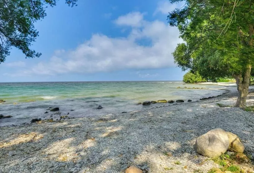 Waterfront Views: Lake Ontario Gem W/ Fireplace
