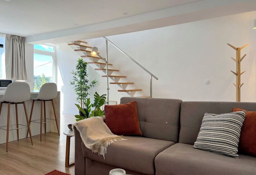 Casas Capela By O Porto Seven