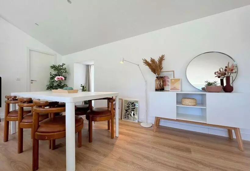 Casas Capela By O Porto Seven