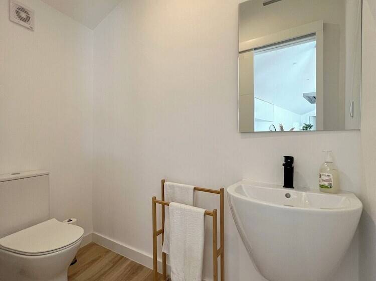 Casas Capela By O Porto Seven