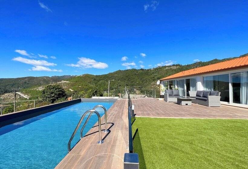 Casas Capela By O Porto Seven