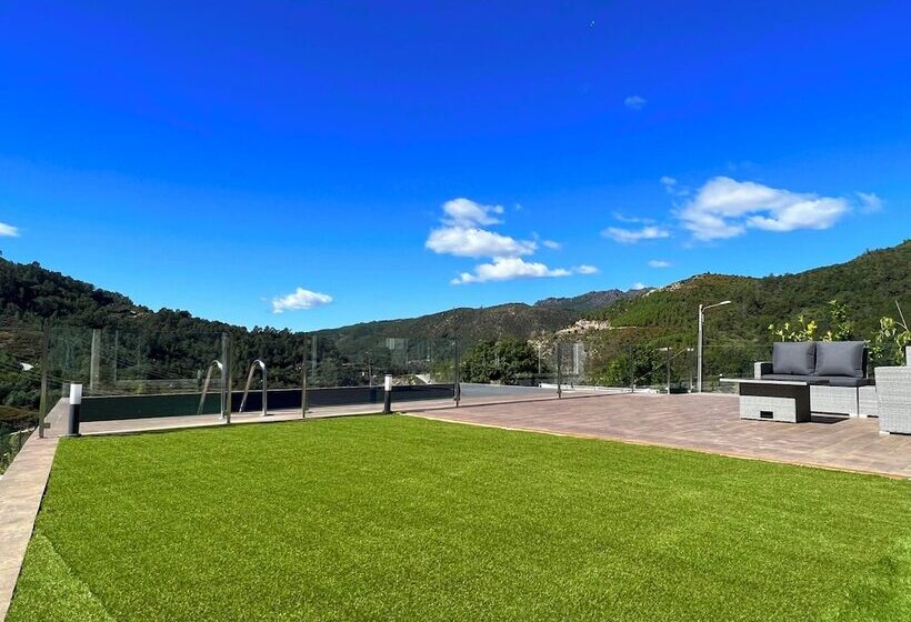 Casas Capela By O Porto Seven