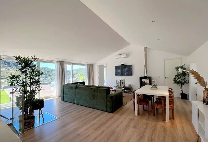 Casas Capela By O Porto Seven