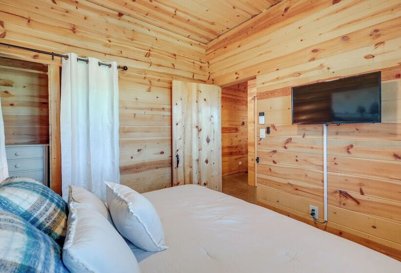 Forested Flagstaff Cabin ~ 23 Mi From Downtown