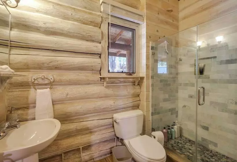 Forested Flagstaff Cabin ~ 23 Mi From Downtown