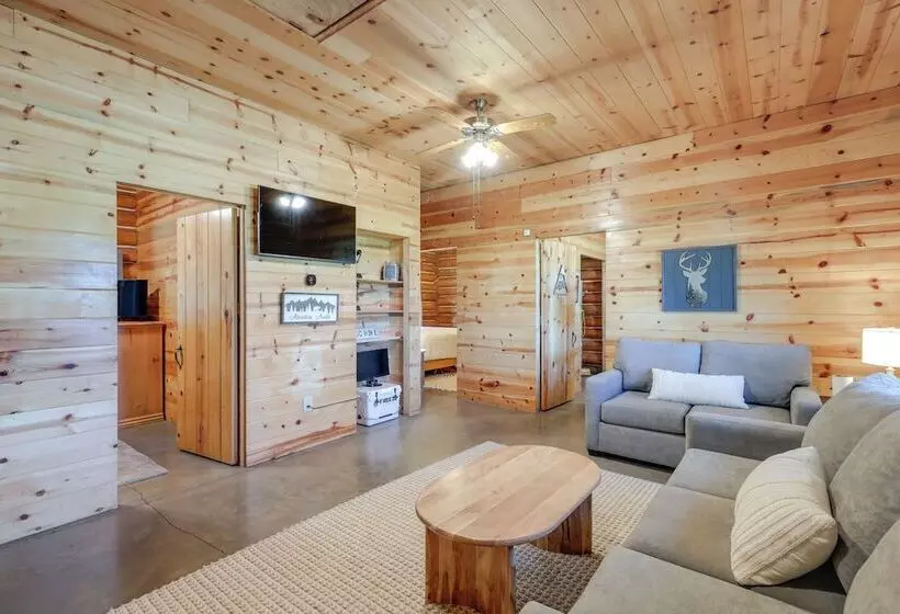 Forested Flagstaff Cabin ~ 23 Mi From Downtown