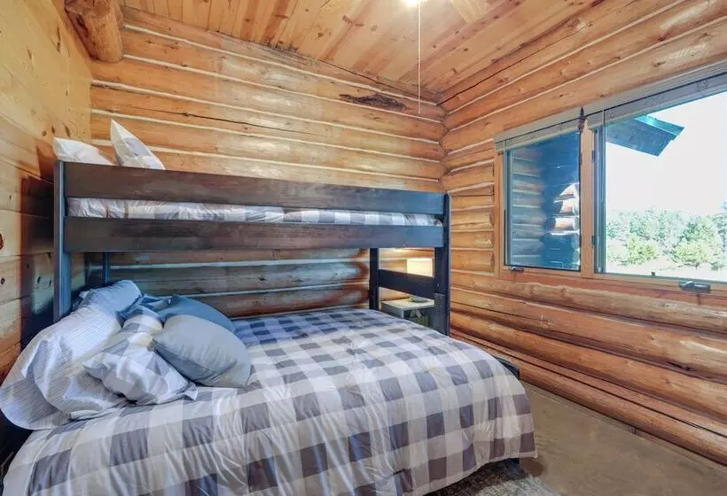 Forested Flagstaff Cabin ~ 23 Mi From Downtown