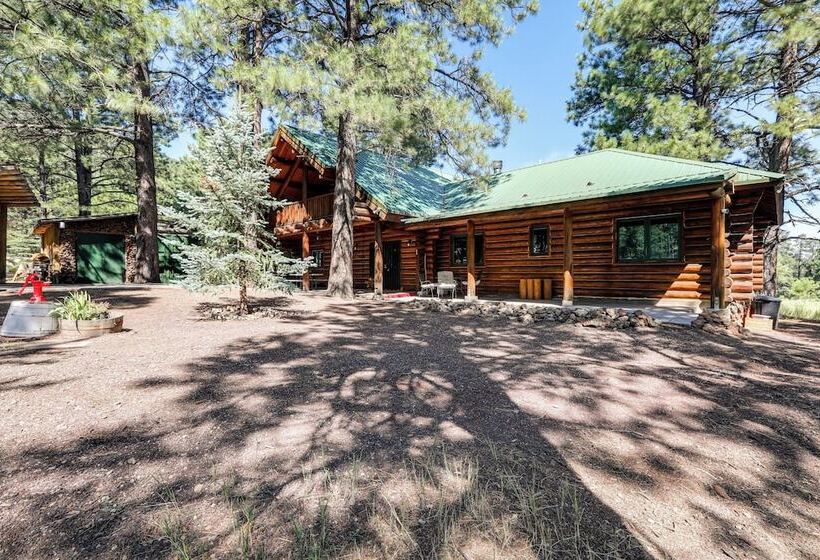 Forested Flagstaff Cabin ~ 23 Mi From Downtown