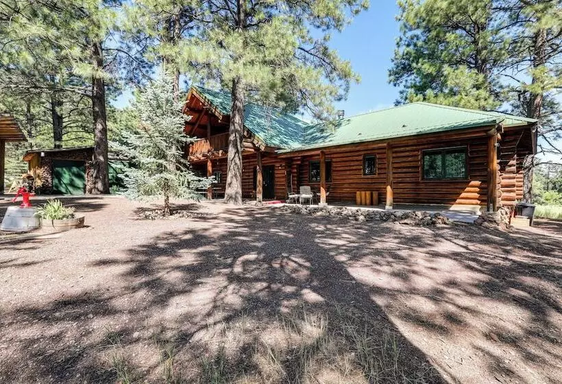 Forested Flagstaff Cabin ~ 23 Mi From Downtown