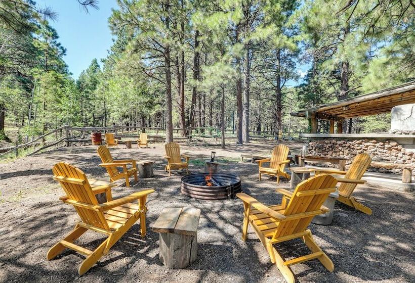 Forested Flagstaff Cabin ~ 23 Mi From Downtown