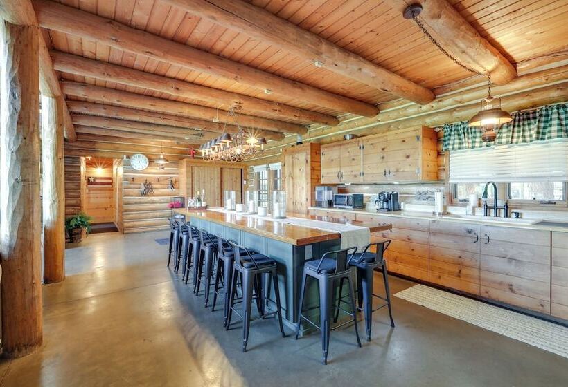 Forested Flagstaff Cabin ~ 23 Mi From Downtown