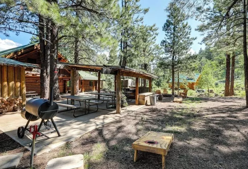 Forested Flagstaff Cabin ~ 23 Mi From Downtown