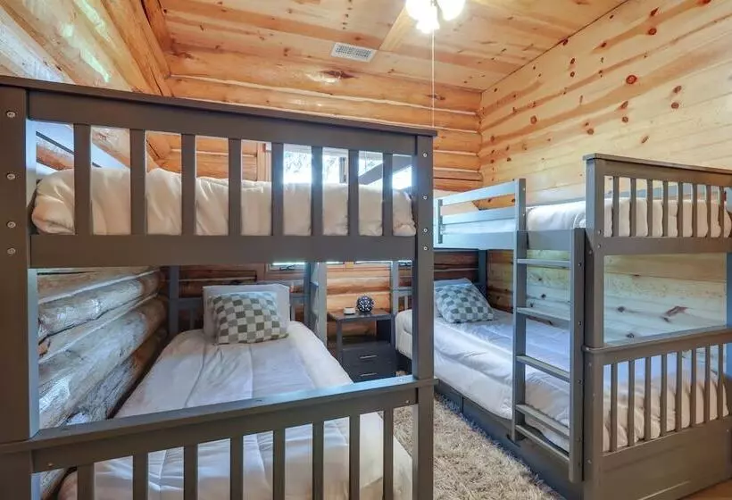 Forested Flagstaff Cabin ~ 23 Mi From Downtown