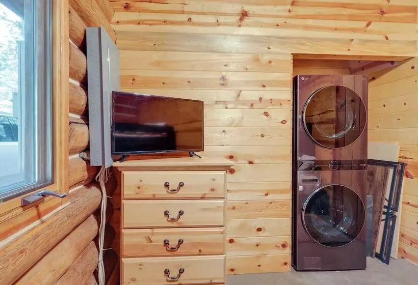 Forested Flagstaff Cabin ~ 23 Mi From Downtown