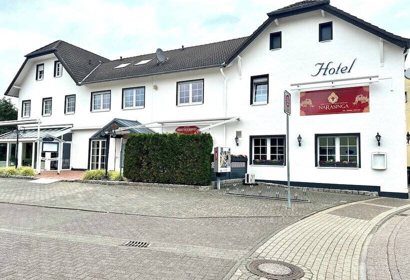 酒店 Restaurant Narasinga