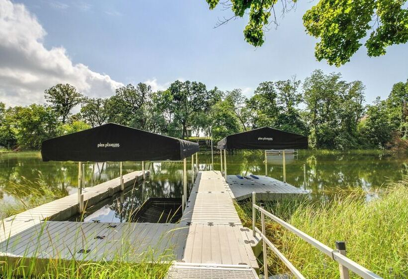 Lakefront Ottertail Retreat W/ Dock + Fire Pits!