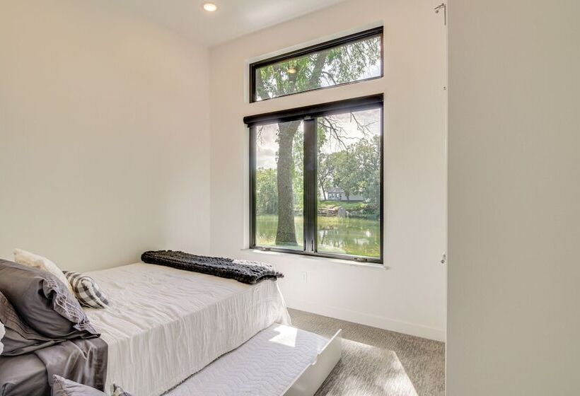 Lakefront Ottertail Retreat W/ Dock + Fire Pits!