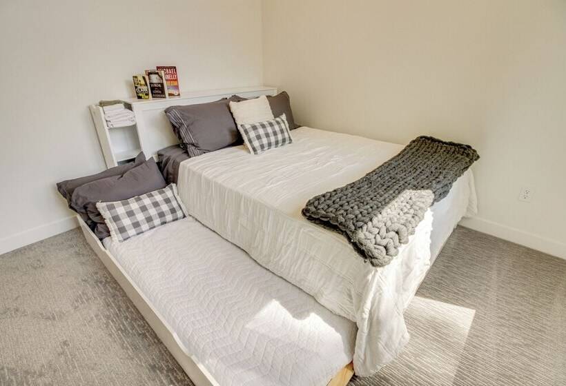 Lakefront Ottertail Retreat W/ Dock + Fire Pits!