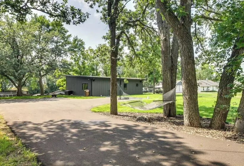 Lakefront Ottertail Retreat W/ Dock + Fire Pits!