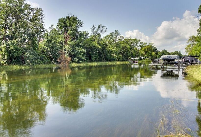 Lakefront Ottertail Retreat W/ Dock + Fire Pits!