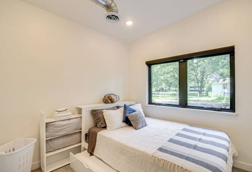 Lakefront Ottertail Retreat W/ Dock + Fire Pits!