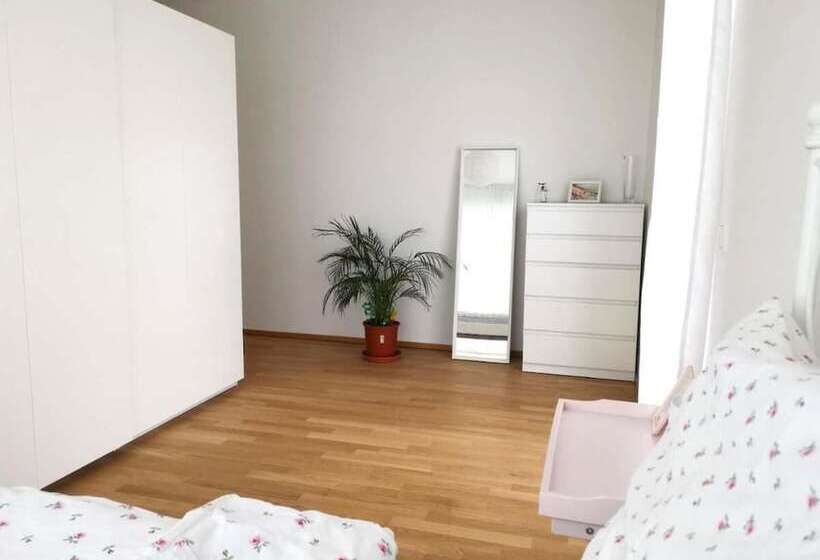 Nothnitzer Hof House