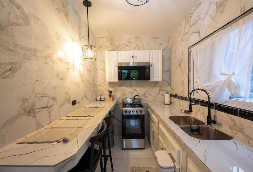 펜션 One Love Guesthouse