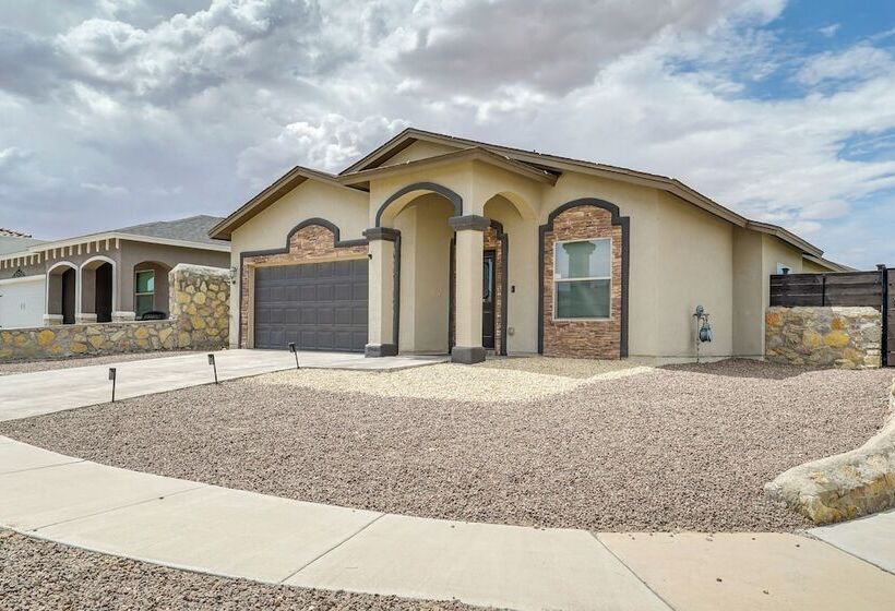 Pet Friendly Santa Teresa Home W/ Patio & Grill!