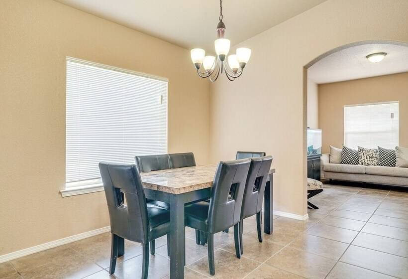 Pet Friendly Santa Teresa Home W/ Patio & Grill!