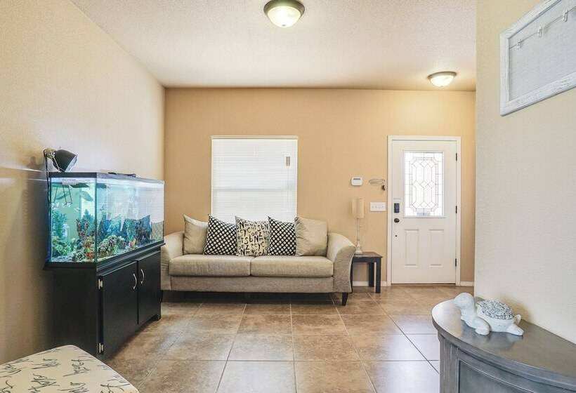 Pet Friendly Santa Teresa Home W/ Patio & Grill!