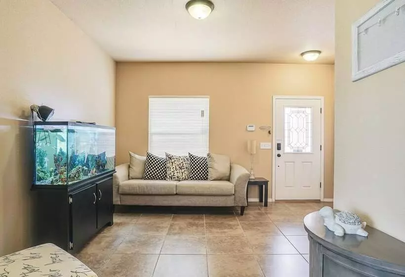 Pet Friendly Santa Teresa Home W/ Patio & Grill!